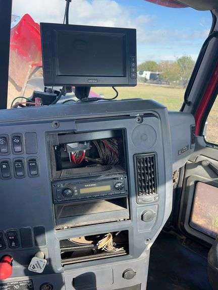 2012 Mack CHU613 miles & hrs unknown- doesn't run