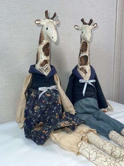 Judy Wachlin Primitive Giraffe Couple – Handmade Folk Art Cloth Dolls – Signed Pair