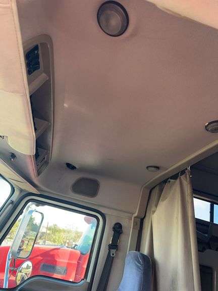 2007 Mack CXN613 565,498 mi, 10,366 hrs- doesn't run