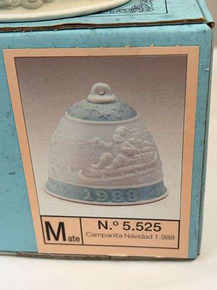 1988 LLADRO BELL AND ORNAMENT