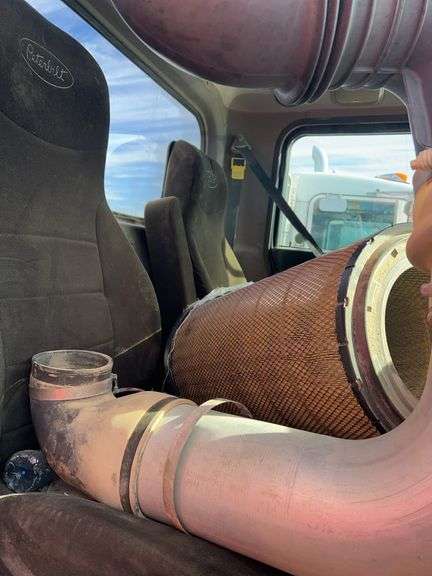 2012 Peterbilt 388 showing 30,080 mi, 7,495 hrs - doesn't run