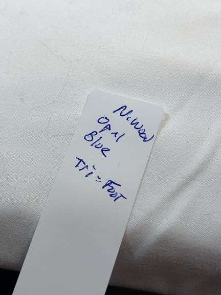 NORTHWOOD BLUE OPAL TRI-FOOT CANDY DISH