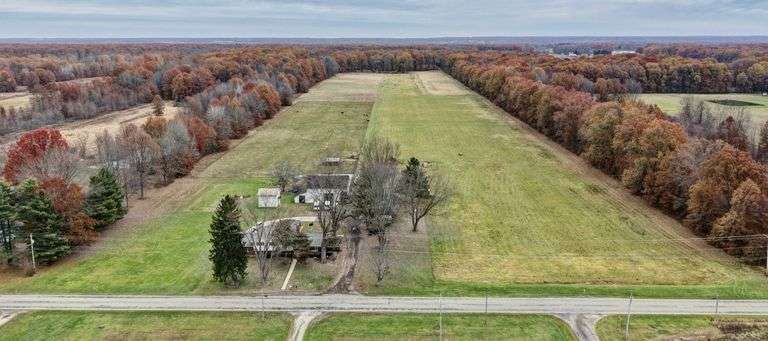 Beautiful 40 Acres in 2 Pa...