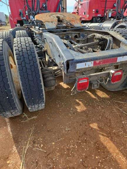 2012 Mack CHU613 showing 39,668 mi, 4,939 hrs - runs