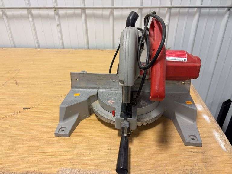 Milwaukee 6490 10 in. Magnum miter saw