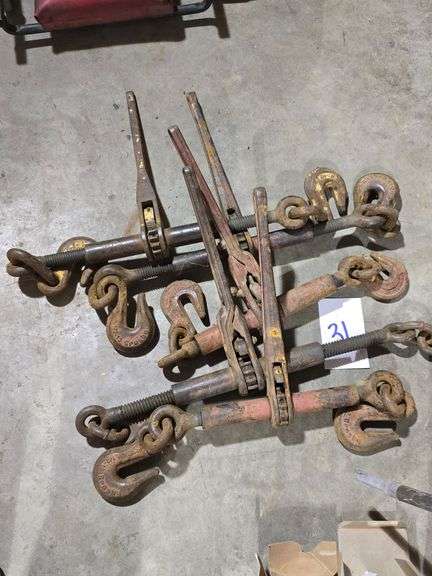 LOT OF 4-1/2" RACHET BINDERS