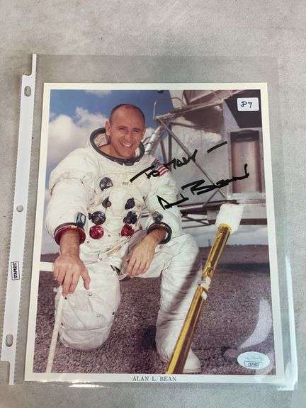 Alan Bean Signed 8x10 NASA Photo - JSA