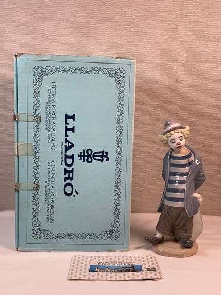 Lladro #7602 “Payasito Contemplativo” Clown Figurine w/ Original Box
