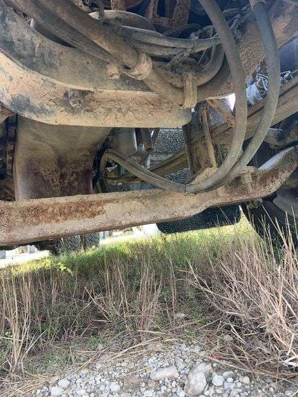 2008 Mack CHU613 showing 63,696 mi, 14,524 hrs - doesn't run