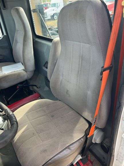 2012 Mack CXU613 showing 701,487 mi, 15,325 hrs - runs