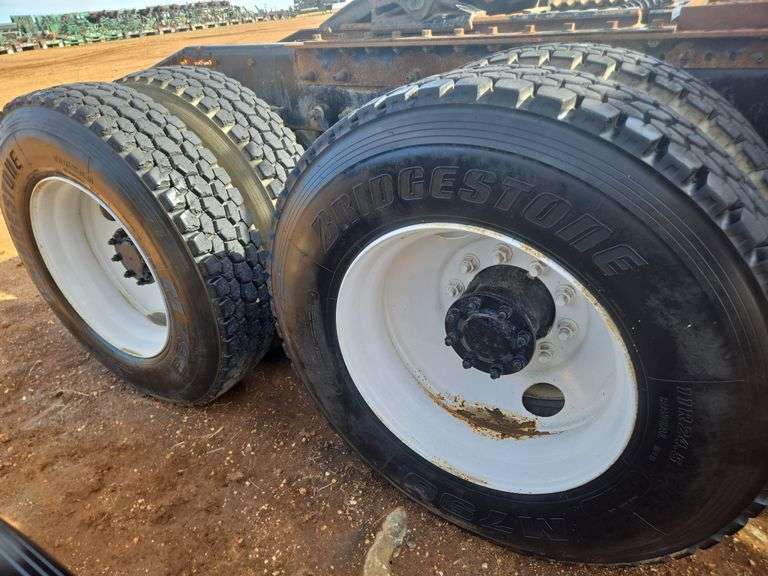 2008 Mack CHU613 showing 52,438 mi, 10,237 hrs - runs