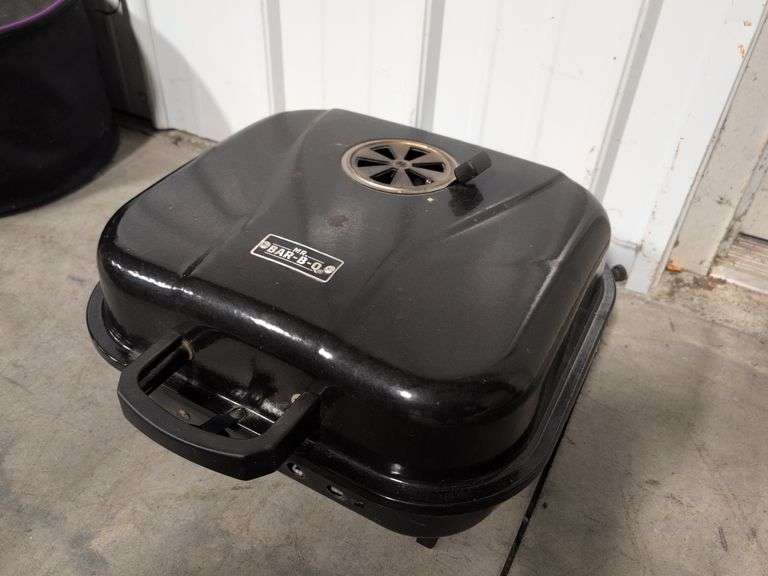 Small Mr. Bar-B-Q charcoal grill
