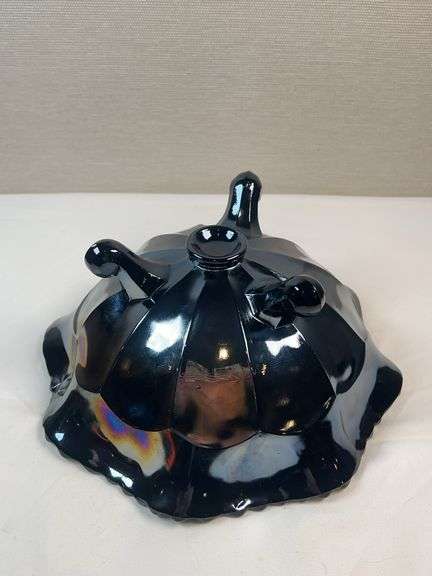 FENTON STAG AND HOLLY CARNIVAL FOOTED DISH