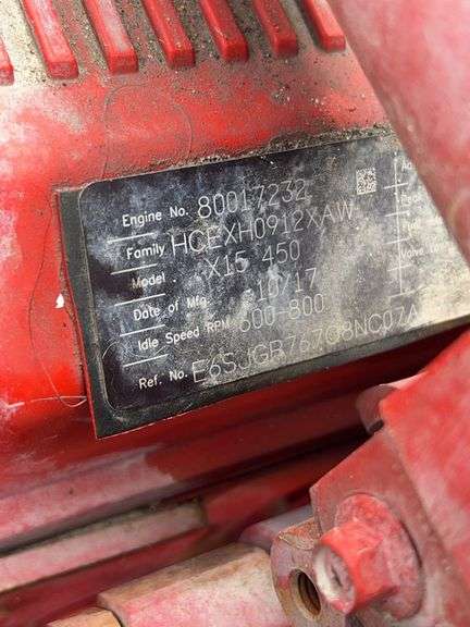 2018 Kenworth T880 showing 13,663 mi, 5,470 hrs - runs