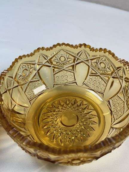 Amber EAPG “Canadian” Pattern Handled Nappy – Duncan & Miller