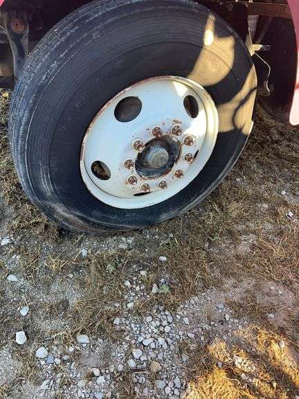 2003 Sterling 125,775 mi, hrs unknown- doesn't run