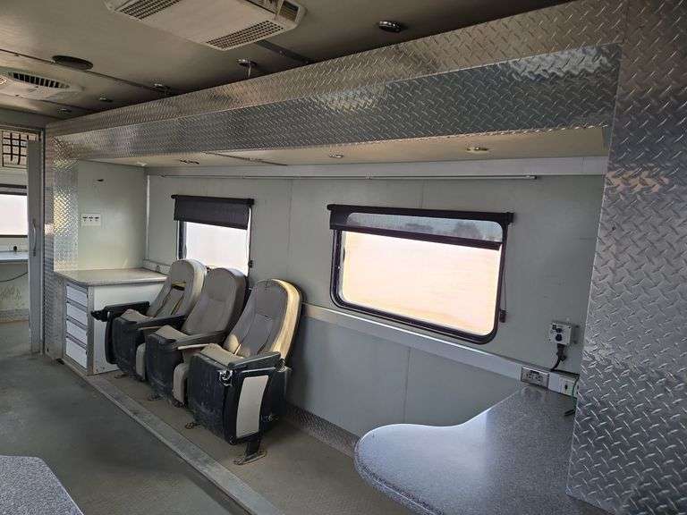 2014 Turnkey Industries 44ft Mobile Data Trailer