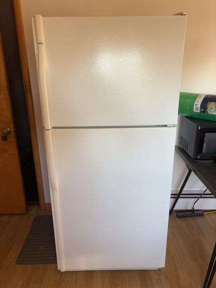 Kenmore Fridge And Frezeer 29”d x 30”w x 66”h