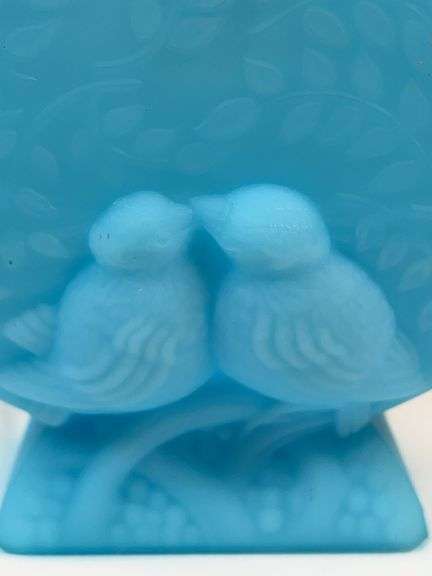 FENTON BLUE SATIN FAN VASE LOVEBIRDS