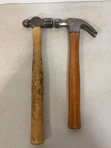 Flat of tools including ruler, hammers, tape measure & more