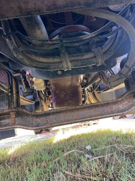 2008 Mack CHU613 showing 75,752 mi, 10,208 hrs- runs