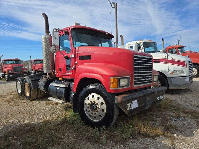 2008 Mack CHU613 showing 41,085, hrs unknown- runs