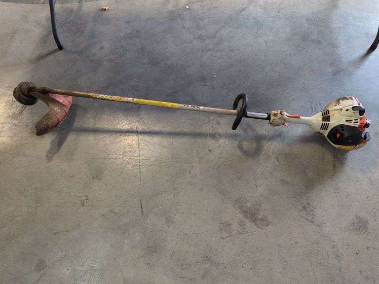STIHL weed eater FS 56RC - works
