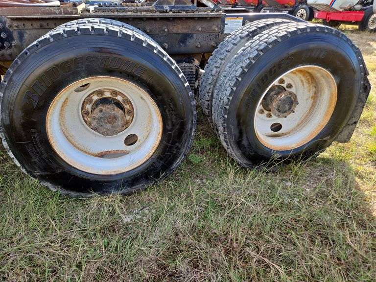 2012 Mack CHU613 showing 88,859 mi, 12,352 hrs - doesn't run