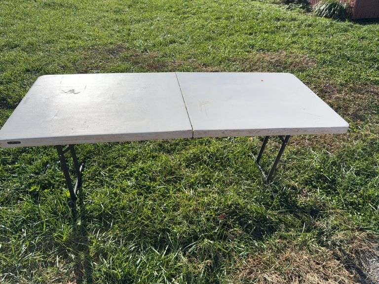 Lifetime 6 ft.  Folding Table