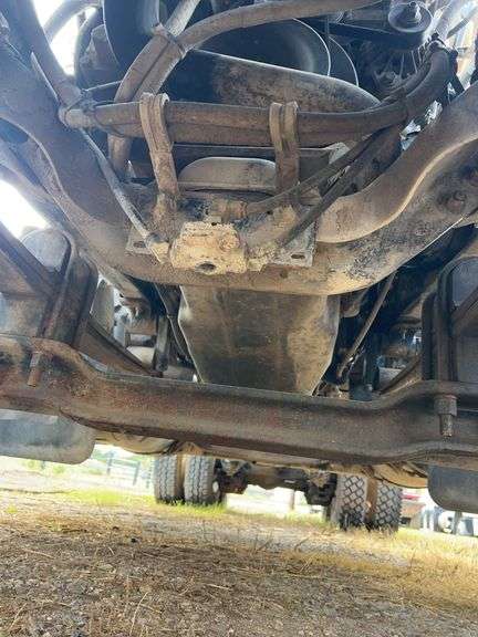 2007 Mack CHN613 miles & hrs unkown- doesn't run