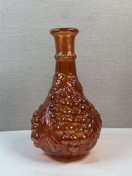 CARNIVAL MARIGOLD GRAPES VASE