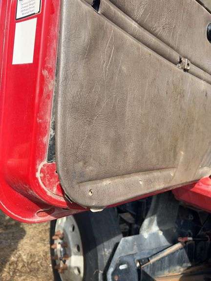 2007 Mack CHN613 miles & hrs unkown- doesn't run