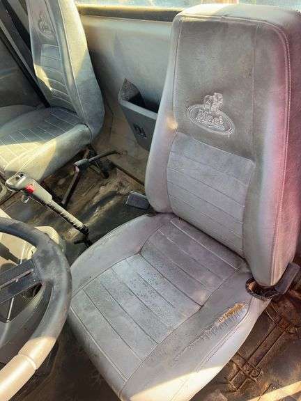 2008 Mack CHU613 showing 41,791 mi, 7,598 mi- doesn't run