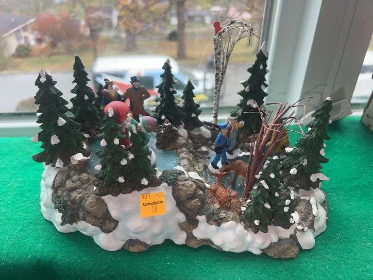 Department 56 Village Mill Creek Pond