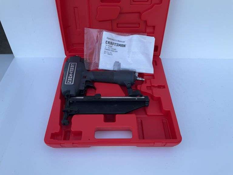 Craftsman Finish Nailer 2-1/2in 16ga w/ Carrying Case