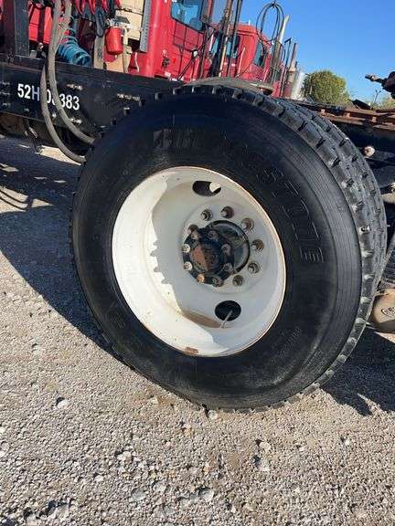 2008 Mack CHU13 miles & hrs unknown- doesn't run