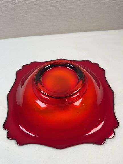 FENTON RED STRETCH GLASS BOWL