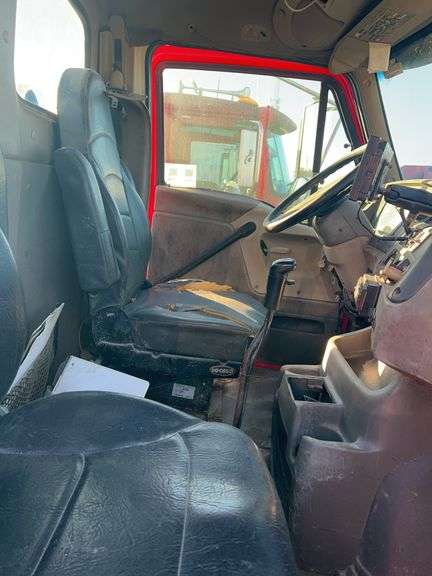 2003 Sterling 125,775 mi, hrs unknown- doesn't run