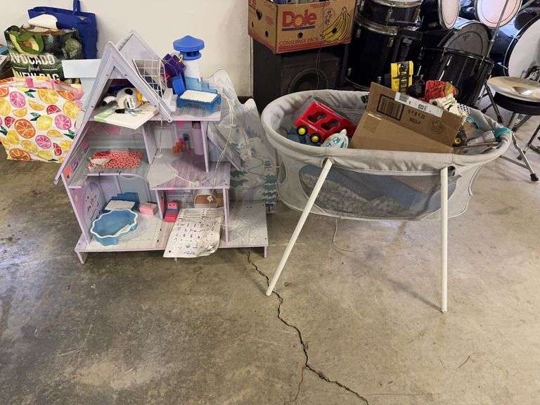 Doll House, Kid Toys and other misc.