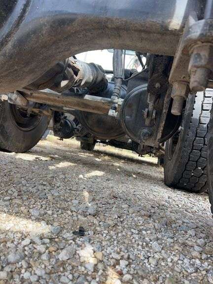 2012 Mack CXU613 showing 701,487 mi, 15,325 hrs - runs