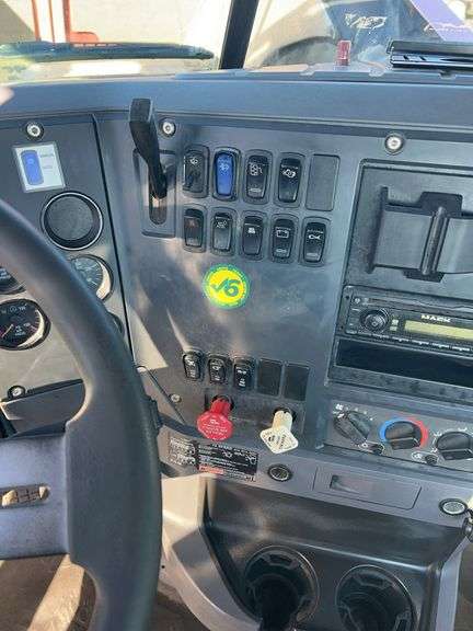 2012 Mack CHU613 showing 48,475 mi, 3,068 hrs- runs