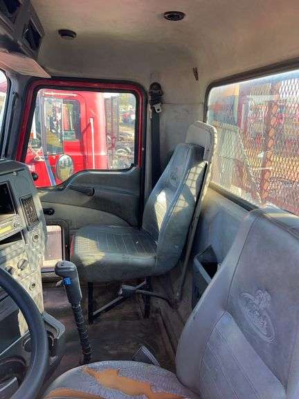 2008 Mack CHU613 showing 59,117 mi, 12,663 hrs- runs