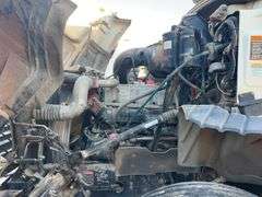 2008 Mack CXU613 showing 559,053 mi, 14,786 hrs- runs