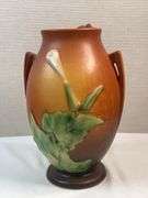 ROSEVILLE THORNAPPLE VASE 818-8