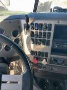 2008 Mack CXU613 showing 529,582 mi, 12,274 hrs- runs