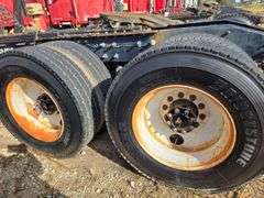 2008 Mack CHU613 showing 61,140 mi, 9,011 hrs- runs