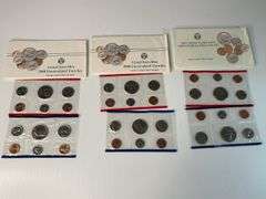(2) 1988 and 1989 Uncirculated Mint Set