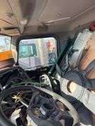 2014 Peterbilt miles & hrs unknown - doesn't run