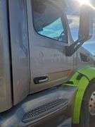 2015 Peterbilt 579 showing 416,100 mi, 22,250 hrs - runs