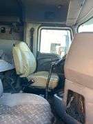 2008 Mack CXU613 showing 559,053 mi, 14,786 hrs- runs